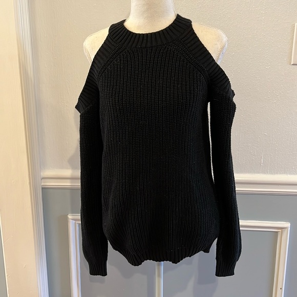 LIKE NEW OFF THE SHOULDER BLACK SWEATER - SIZE SMALL - Picture 1 of 8